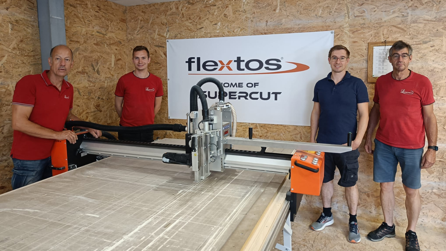 Die Leserer Akustik GmbH ist neuer flextos-Partner mit Supercut XPS-Maschine